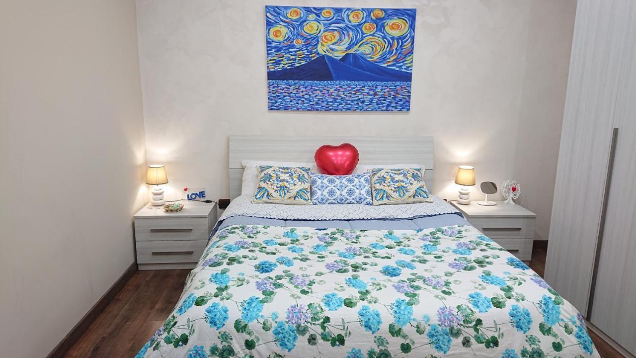 נאפולי Sky-Terrace In Central Station, 3 Bedrooms מראה חיצוני תמונה